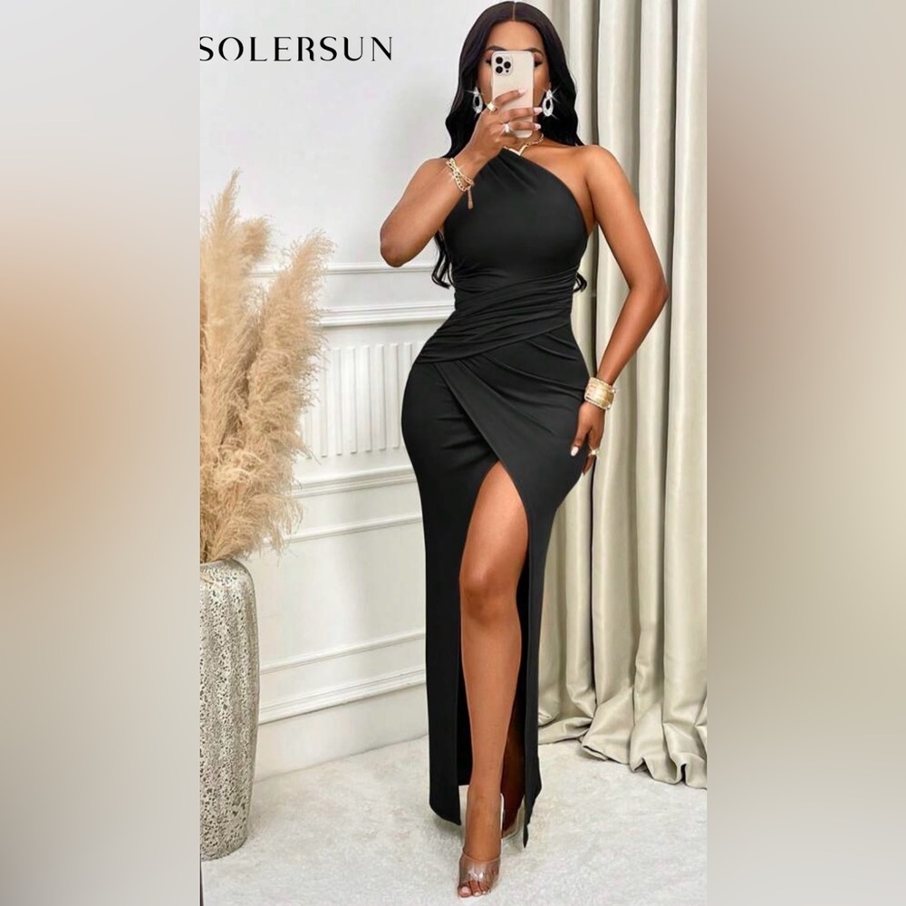 Black One-Shoulder Dress